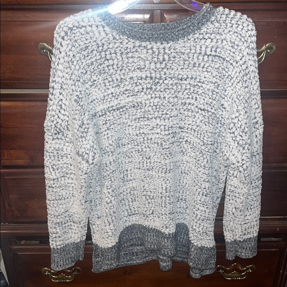 Keren Hart- Cozy Gray and White Women's Sweater- medium